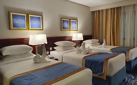Dar Al Eiman Royal Hotel